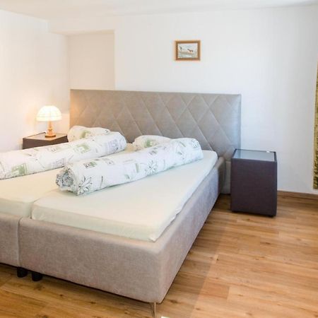 Hotel Reich Cazis Kültér fotó