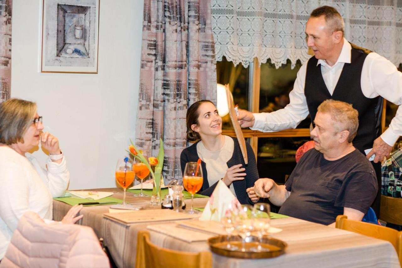 Hotel Reich Cazis Kültér fotó